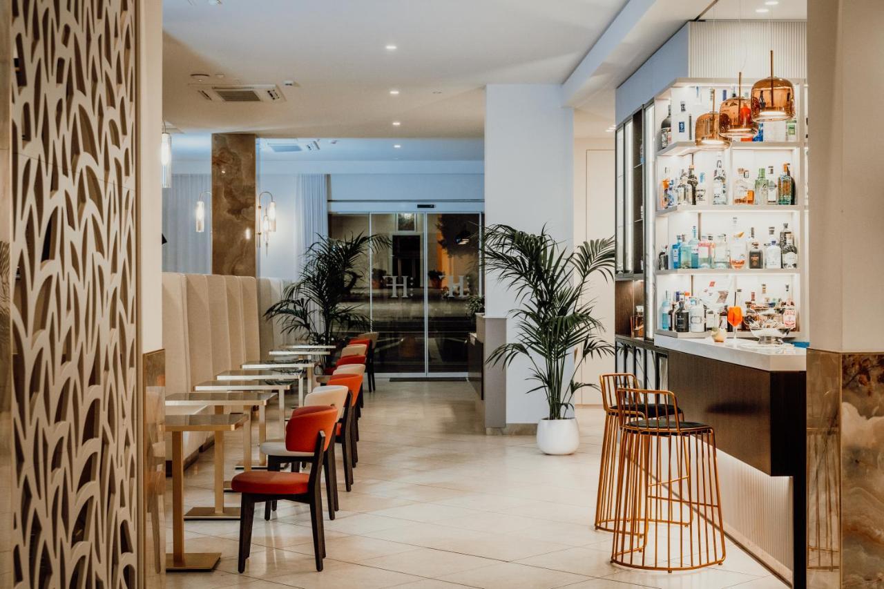 Hotel Falli Porto Cesareo Exterior photo